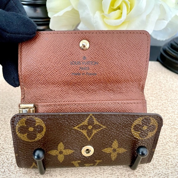 Authentic Louis Vuitton Monogram 4 Key Wallet Card Holder - Picture 7 of 16